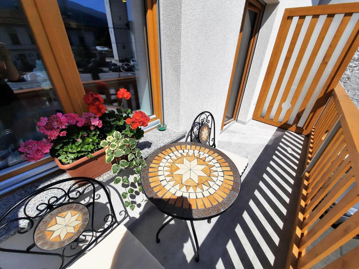 Apartments Hlapi With Spa Kobarid Exterior foto